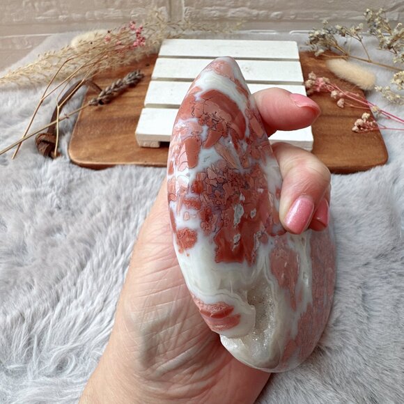 Beautiful Large Cotton Candy Pink Agate Druzy Moon with Stand - Picture 6 of 8